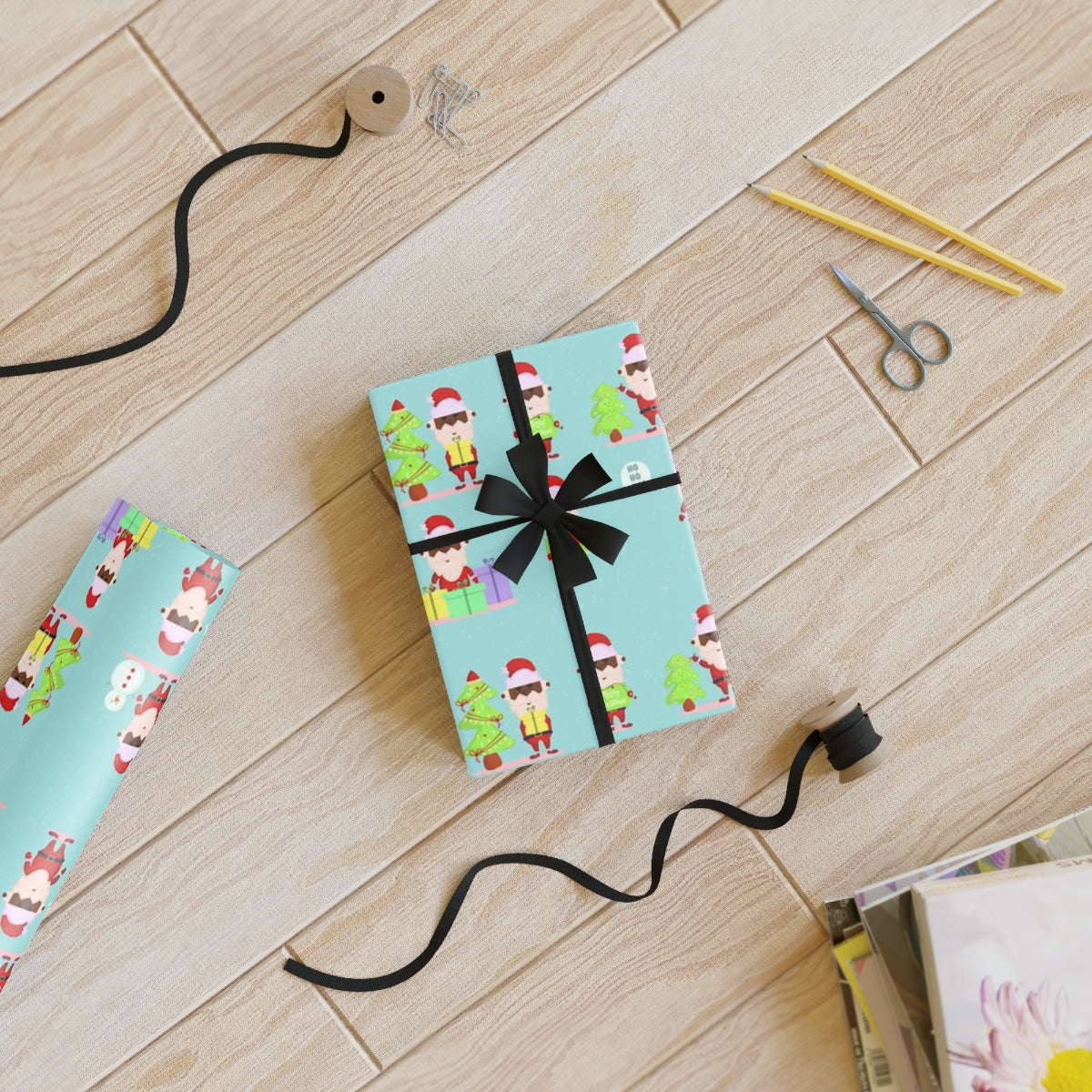 Black Santa Gift Wrapping Paper Rolls, 1pc