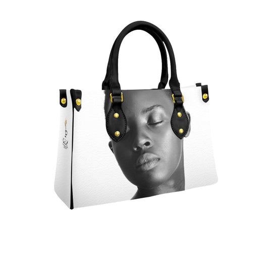I Am Her Women's Tote Bag With Black Handle